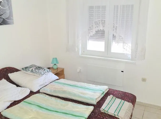 Zseki Semesterbostad