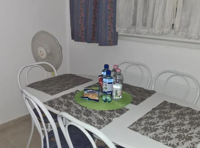 Semesterbostad Zseki